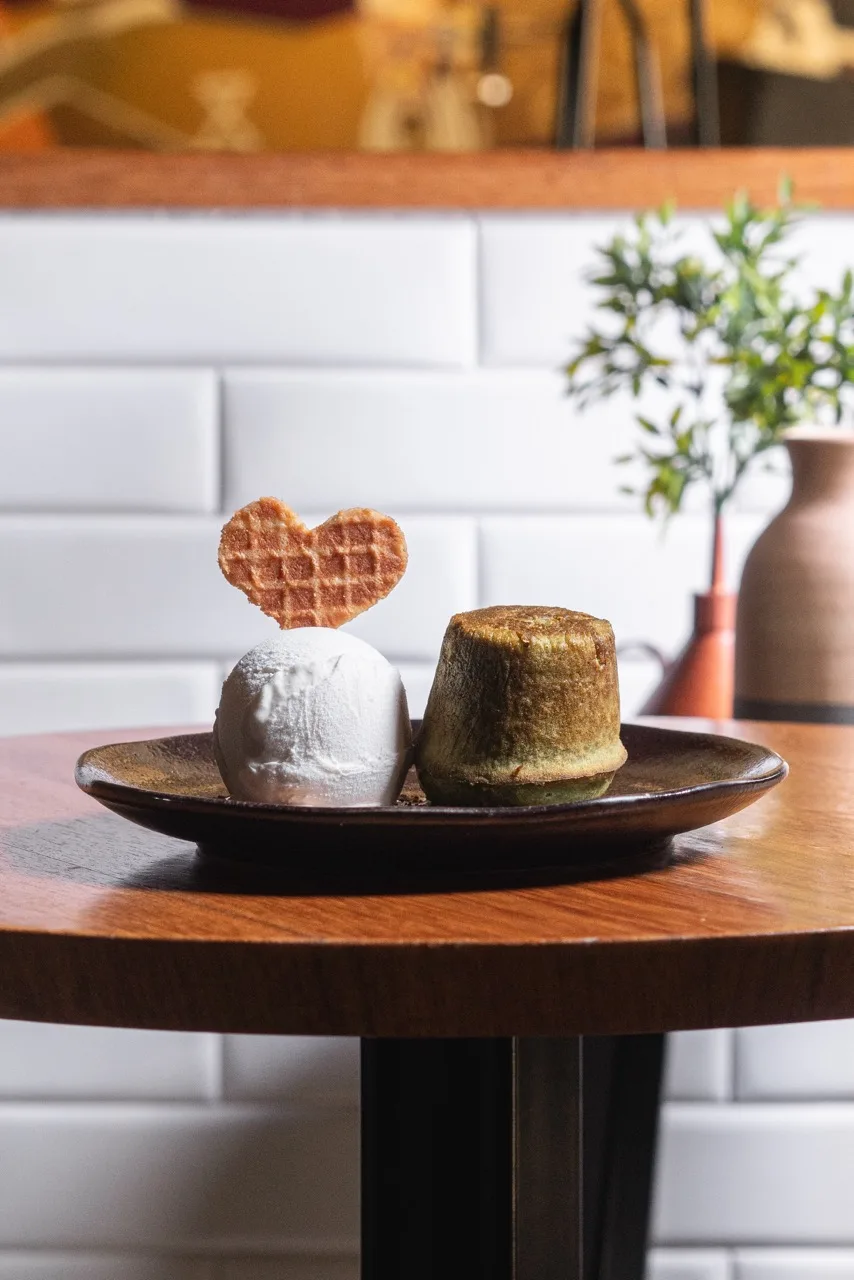 Petit Gateau de Pistache, sobremesa da Diverno