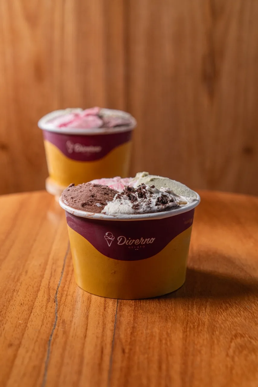 Gelato Máximo servido em pote da Diverno
